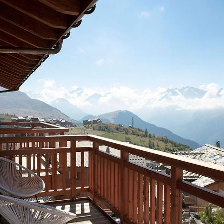 Grandes Rousses Hotel & Spa Alpe d'Huez Exterior foto A balcony in Les Saisies