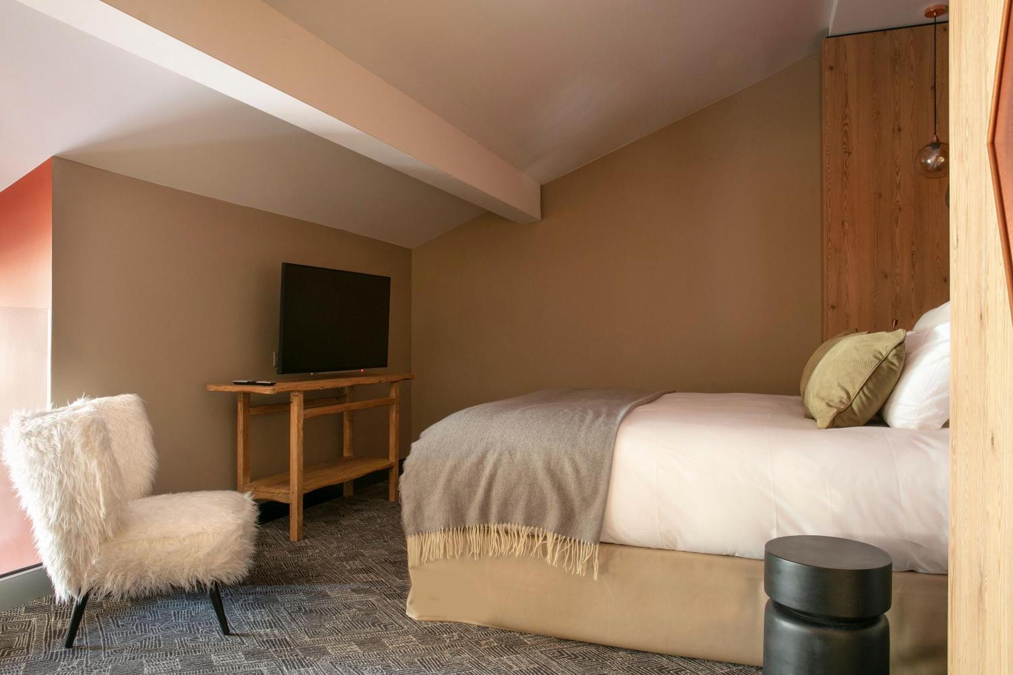 Grandes Rousses Hotel & Spa Alpe d'Huez Exterior foto A room at the hotel